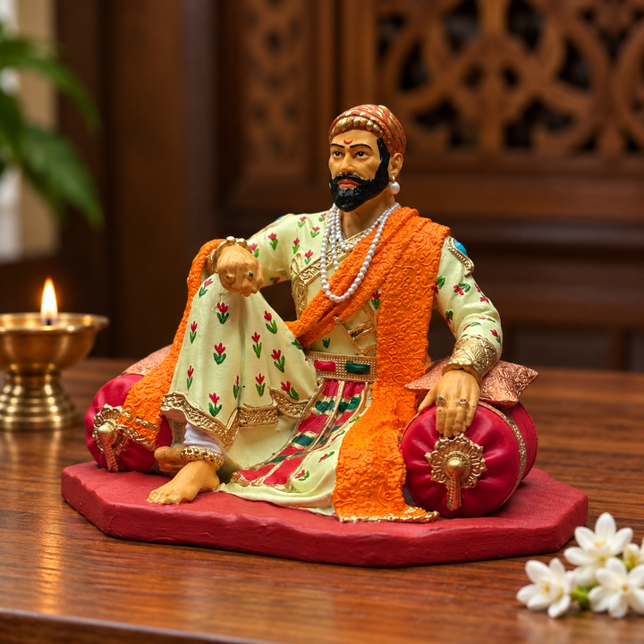 Chhatrapati Shivaji Maharaj Aramat Baithak Murti (4 inch) – Multicolour Car Dashboard Idol