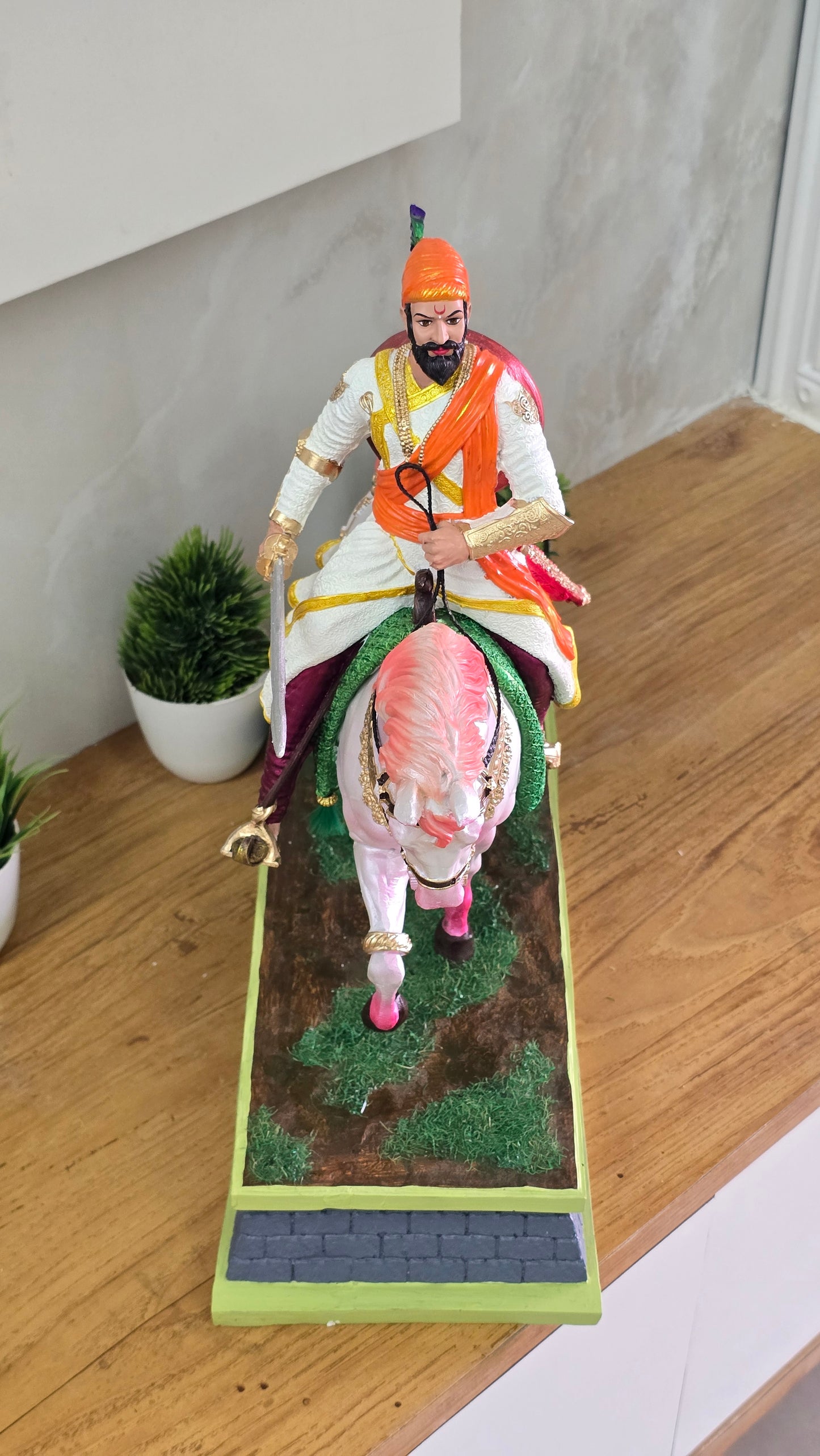 Chhatrapati Shivaji Maharaj Ashwarud 13 inch