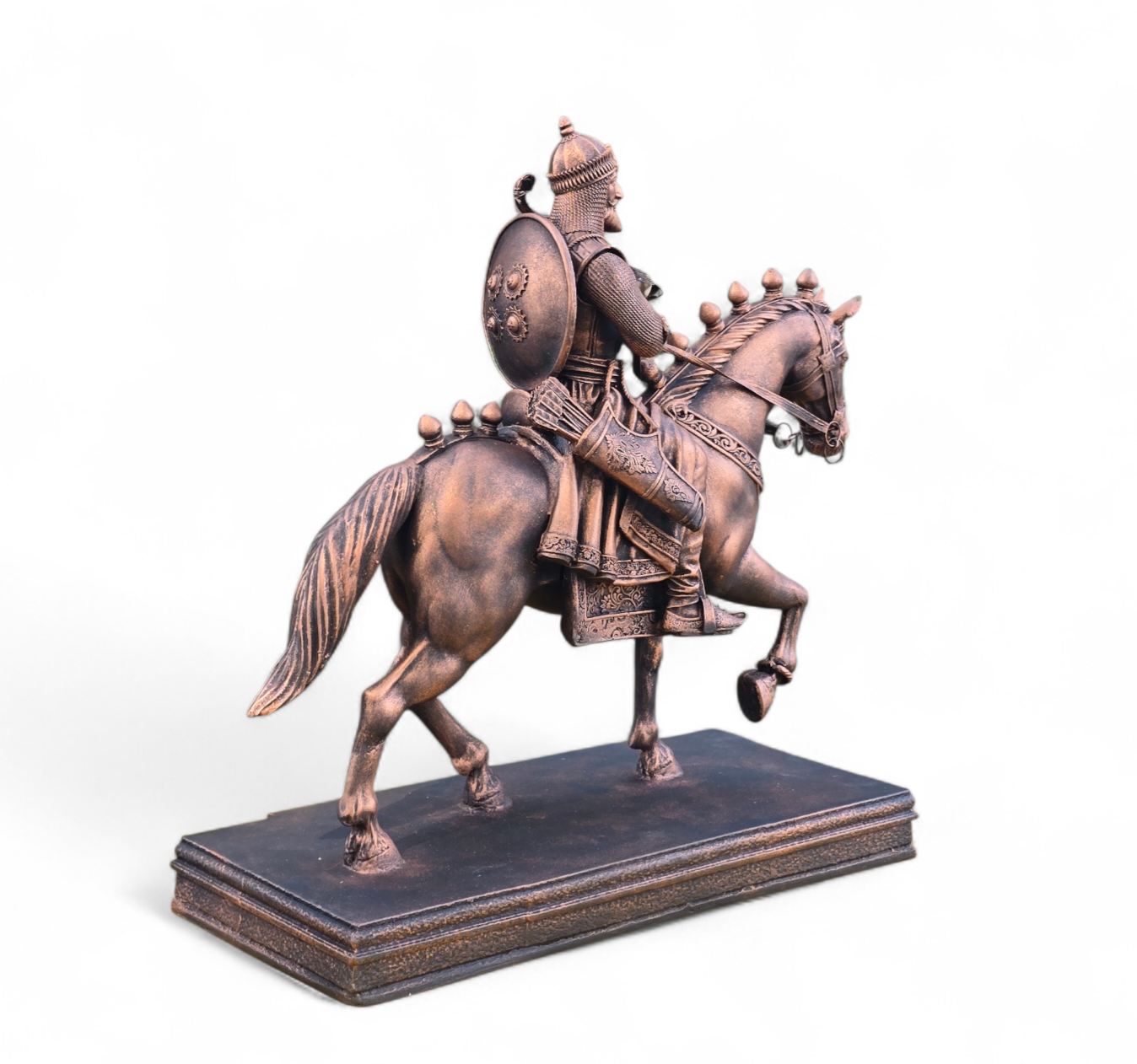 Chhatrapati Shivaji Maharaj – Royal Ashwarudh Edition ( 1 Feet)