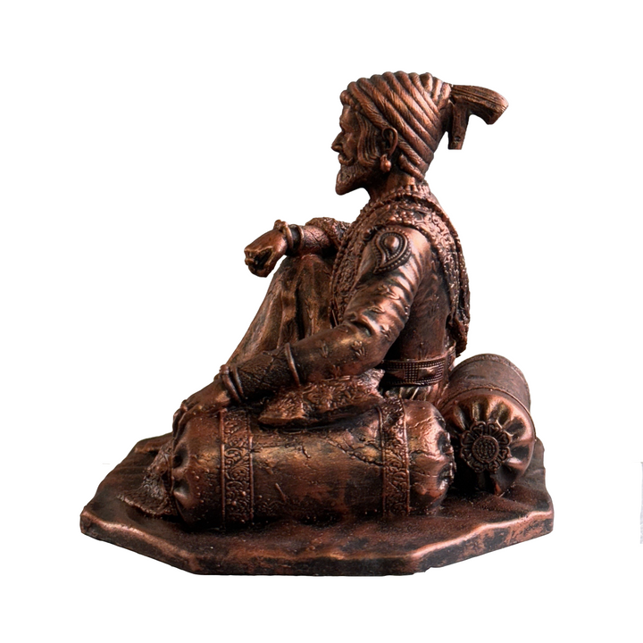 Chhatrapati Shivaji Maharaj Aramat Baithak Murti (4 inch) – Multicolour Car Dashboard Idol