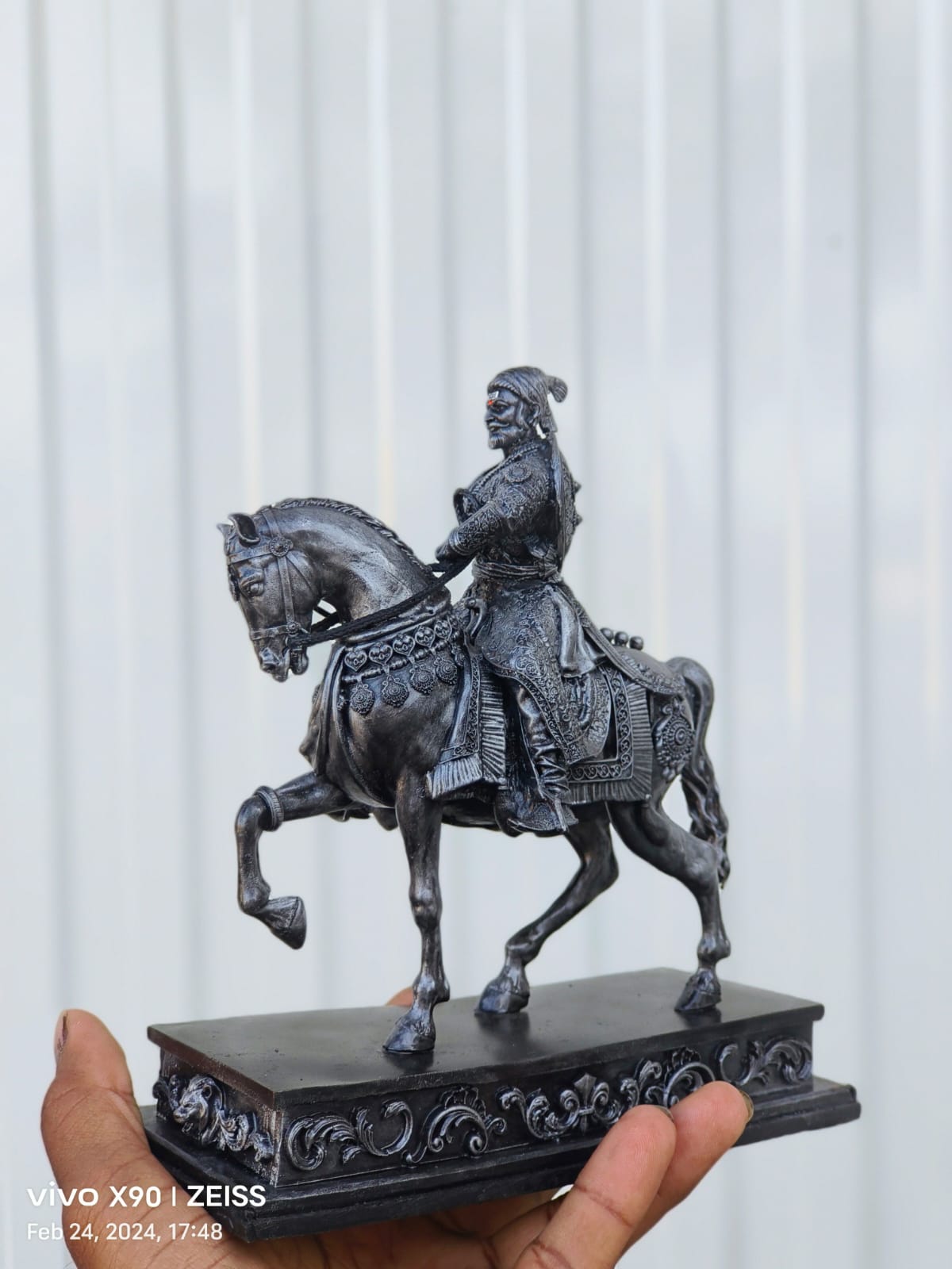 Chatrapati Shivaji Maharaj Statue on Horse