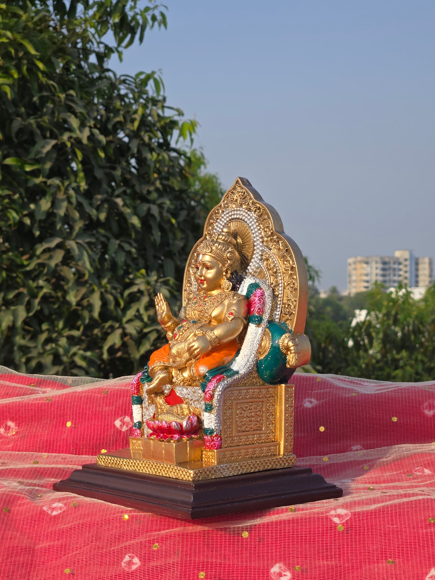 Lord kubera (8.5 inch)
