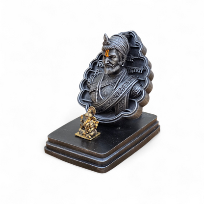 Chhatrapati Sambhaji Maharaj with bappa (4.5 inch)
