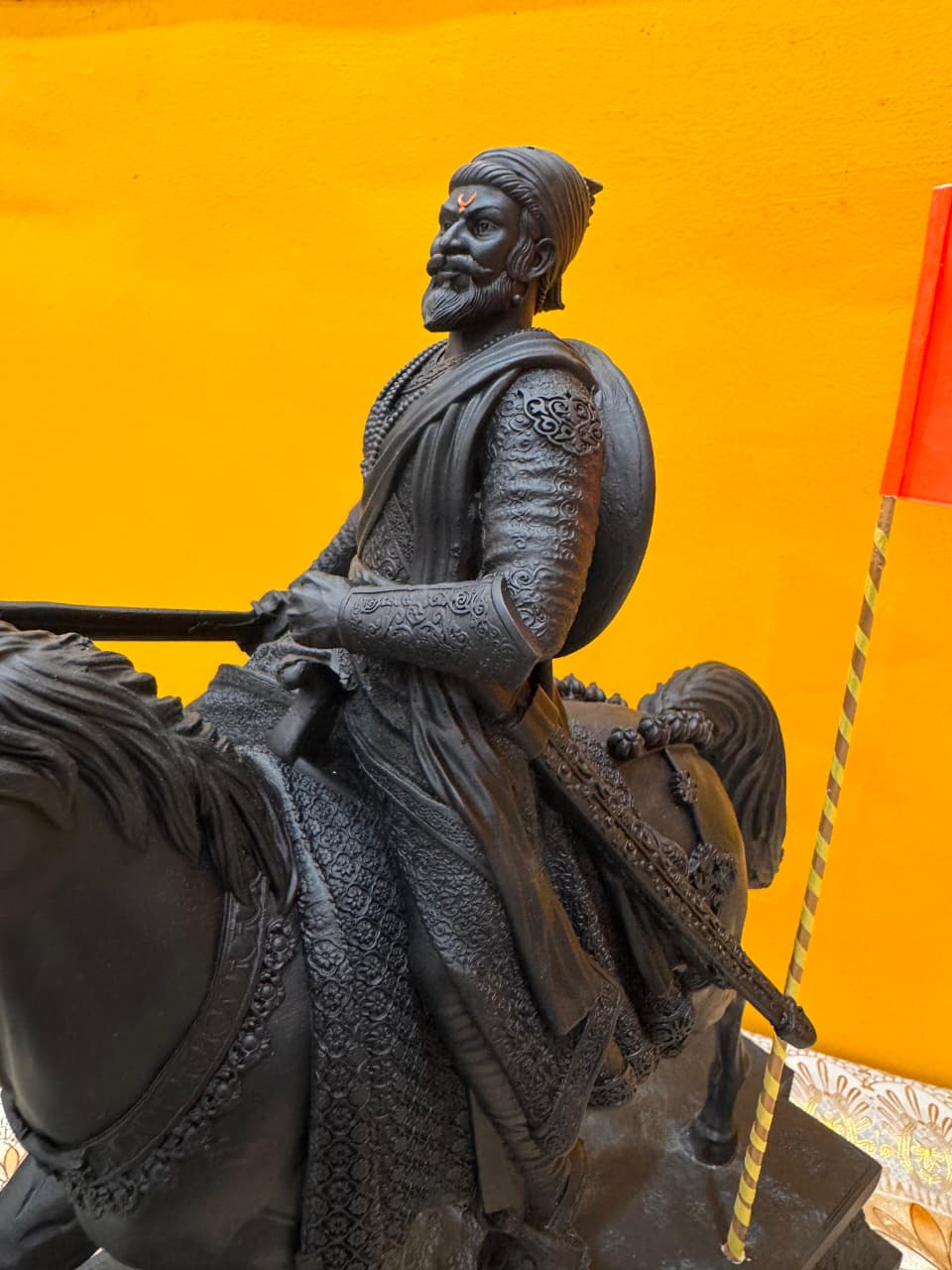 Chhatrapati Shivaji Maharaj ashwarud 13 inch (New Model)