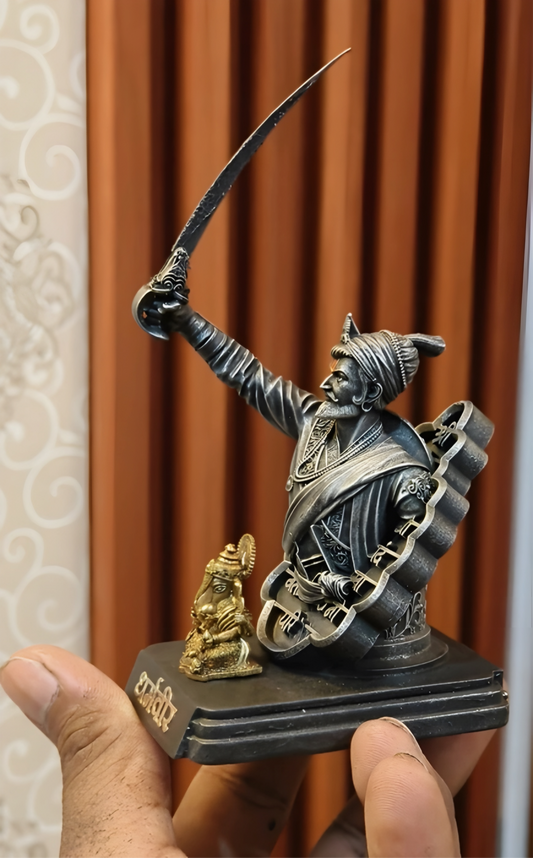 Dharmaveer Sambhaji raje with ganpati bappa(4.5 inch)( LIMITED EDITIONS)