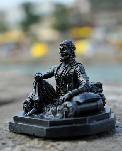 Chatrapati Shivaji Maharaj Rajeshahi Baithak (2.5 inch)
