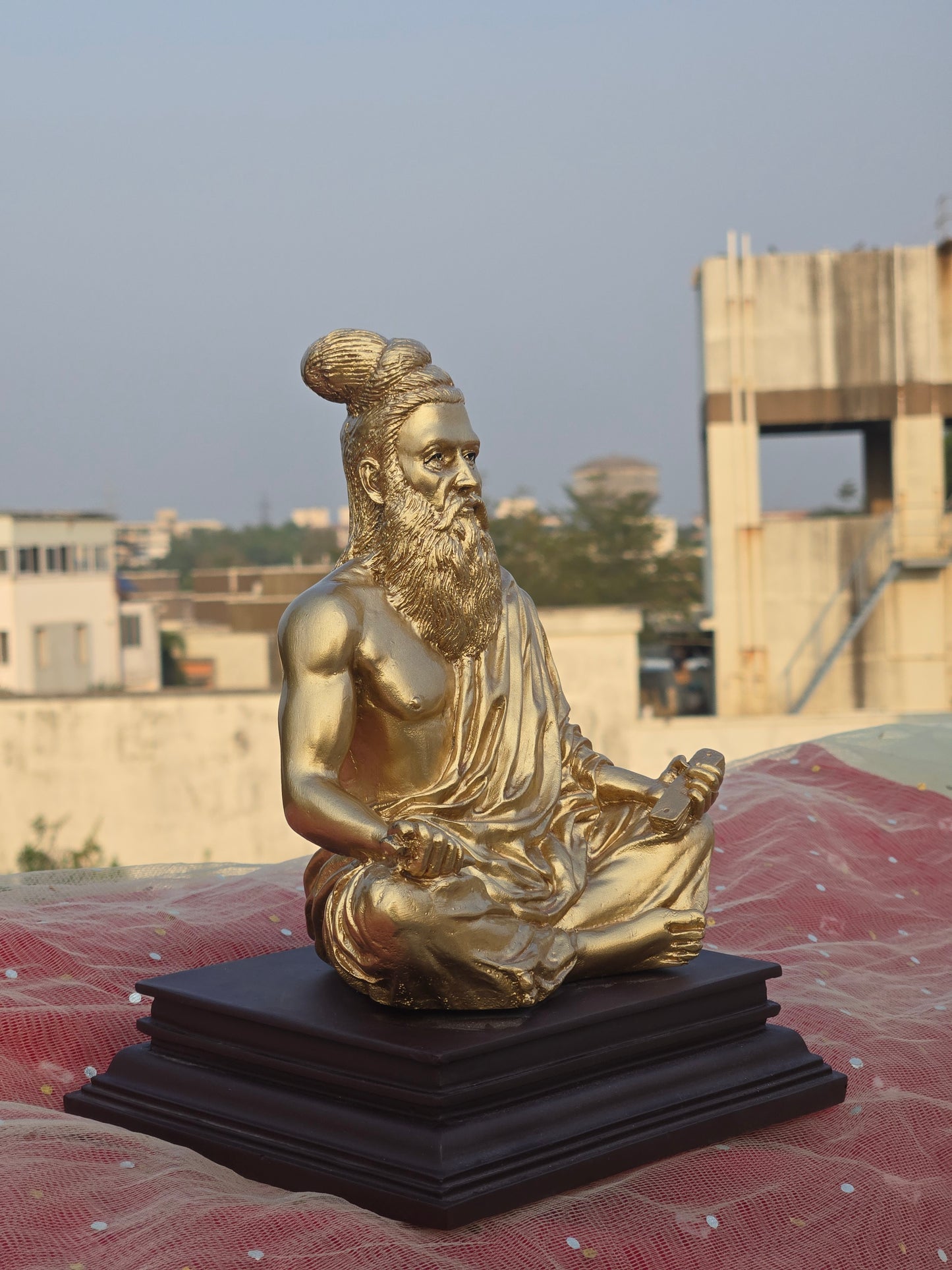 Thiruvalluvar (8 inch)