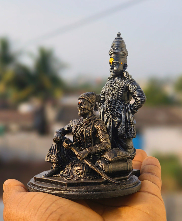Chhatrapati Shivaji Maharaj with Lord Vitthal – Shraddha Shakti Idol